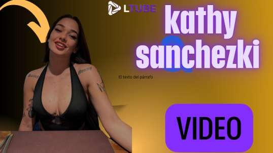 kathy sanchezki y su papa jugando