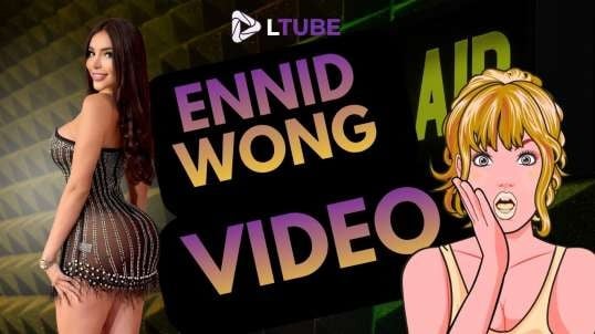 Ennid Wong  en el avion LTUBE