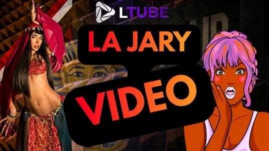 la jary con su jugete nuevo LTUBE